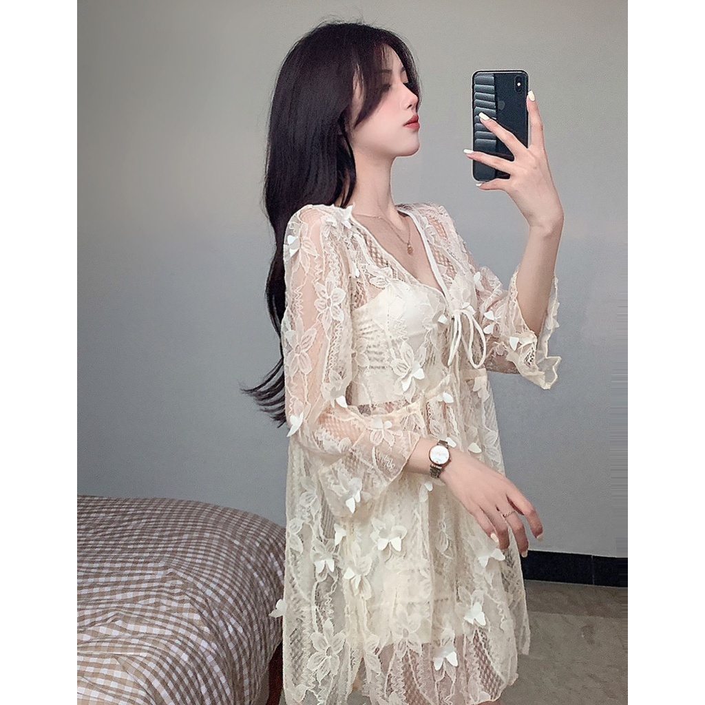 Bộ Đồ Bơi Ba Mảnh Tay Dài Che Phủ Kín Đáo Và Thiết Kế Góc Phẳng Gợi Cảm Cho Nữ