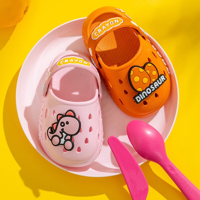 Dép Sandal Đế Mềm Chống Trượt Thoáng Khí In Hình Khủng Long Dễ Thương Thời Trang Mùa Hè Cho Bé Trai Và Gái