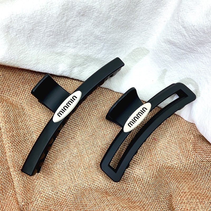 Kẹp Tóc Hình Trái Tim Màu Đen Nhám Đính Ngọc Trai Thời Trang Cho Nữ