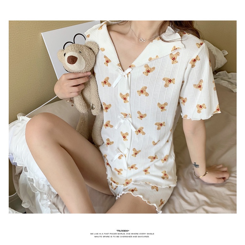 Bộ Đồ Ngủ Ngắn Tay Cổ Chữ V Thiết Kế Dễ Thương Dành Cho Nữ