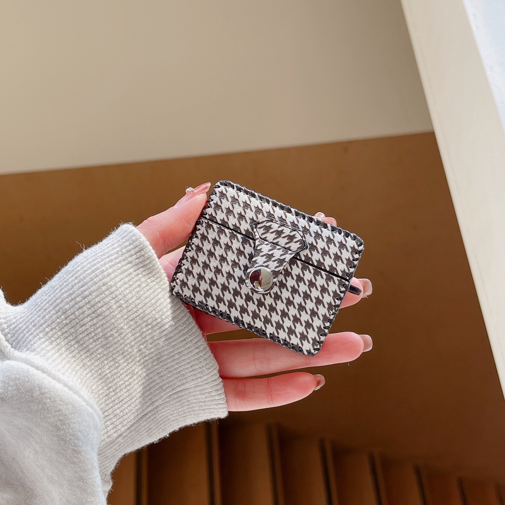 Vỏ Bảo Vệ Hộp Sạc Tai Nghe AirPods 1 2 3 Pro2 2022 Kết Cấu Da PU Họa Tiết Kẻ Sọc Sang Trọng Kèm Dây Đeo Tiện Dụng