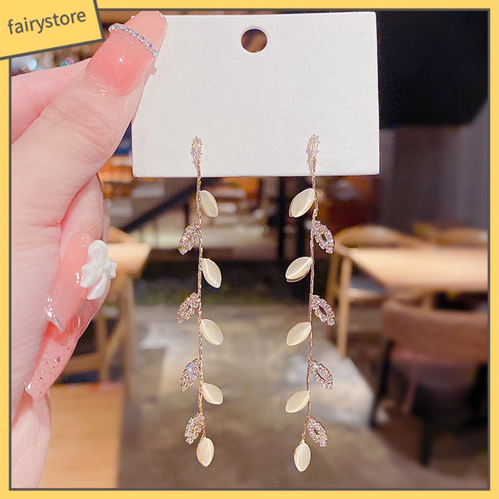 1 Đôi Bông Tai Hình Chiếc Lá Đính Đá Lấp Lánh Dành Cho Nữ