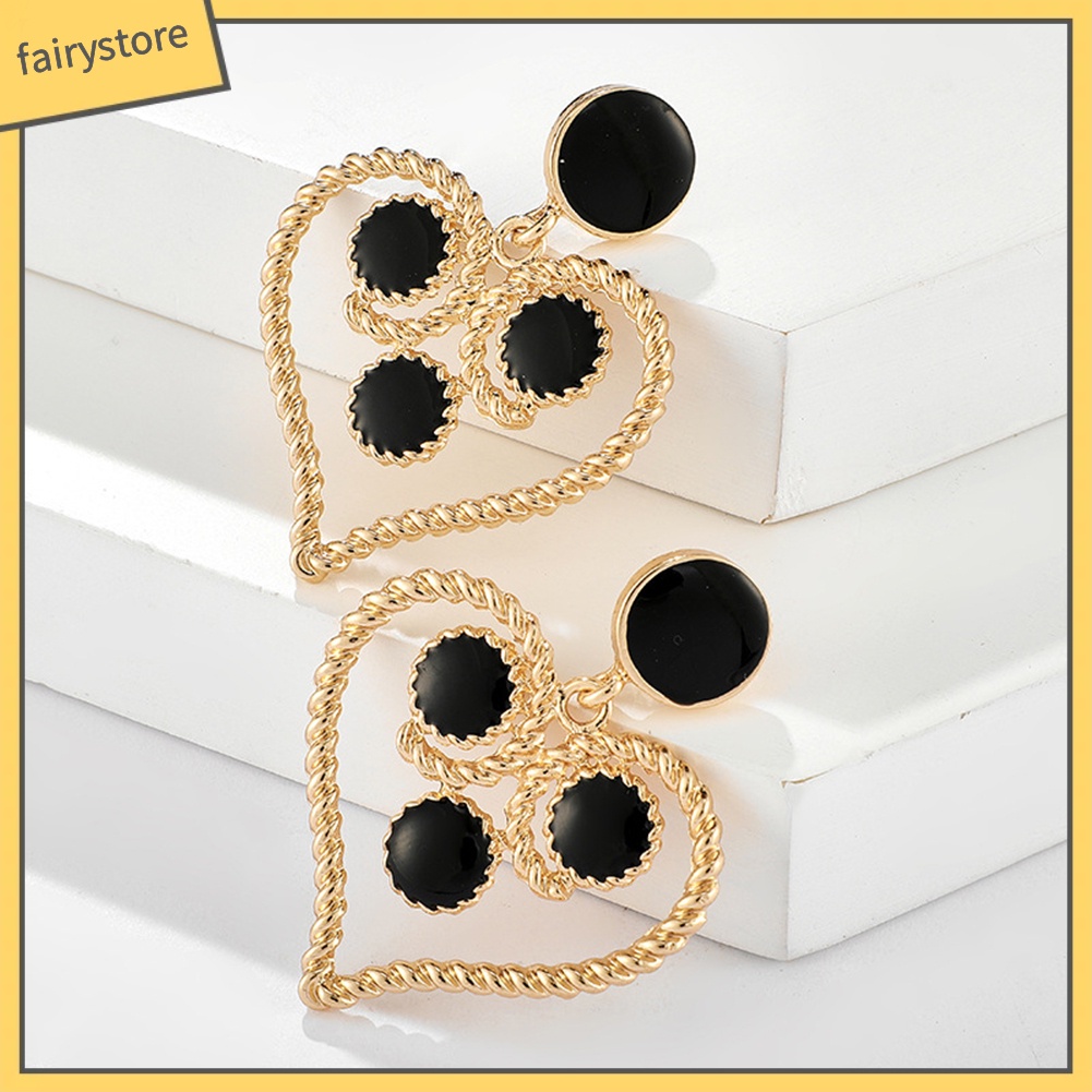 Đôi Khuyên Tai Hình Trái Tim Rỗng Phong Cách Vintage Cho Nữ