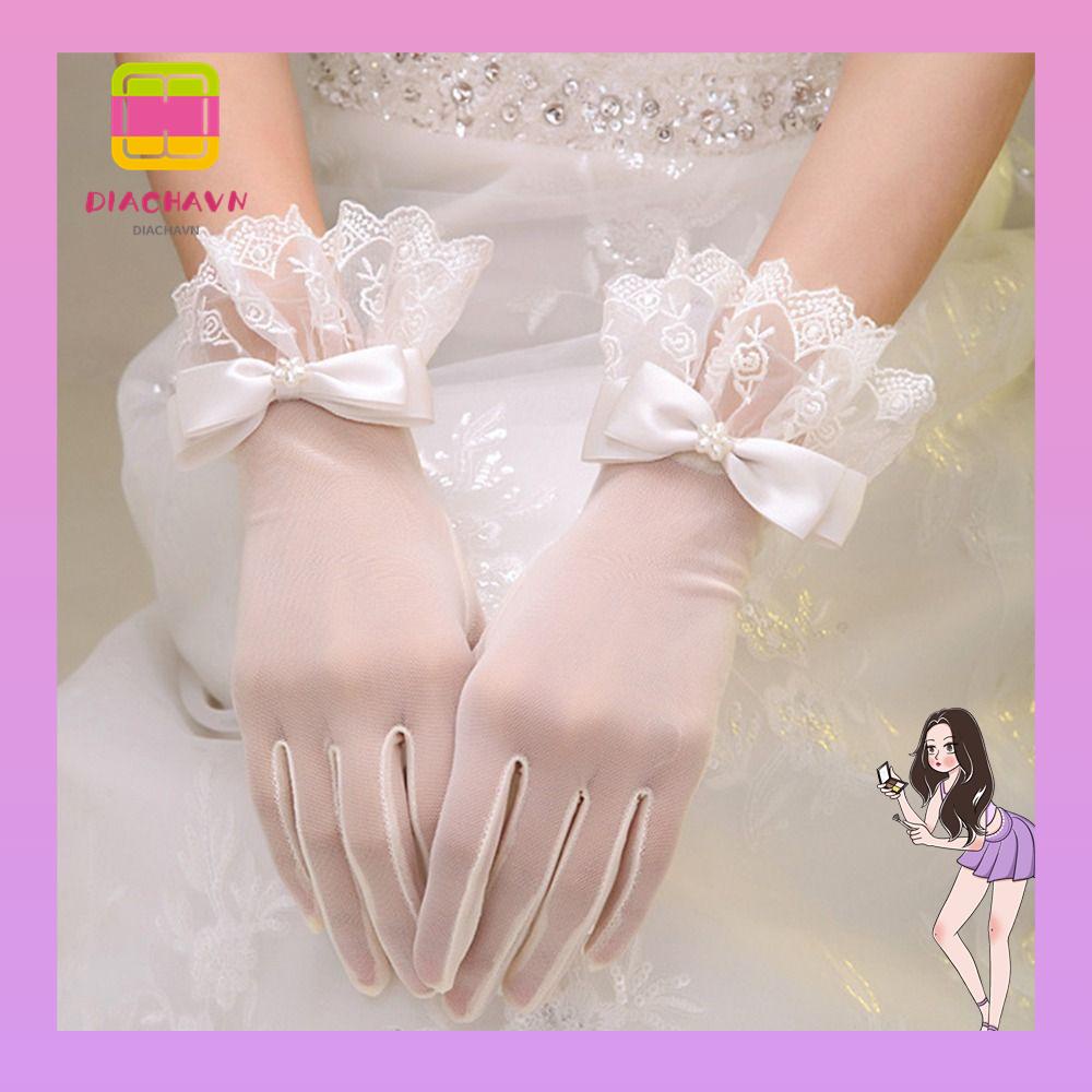 Găng Tay Phù Dâu Thanh Lịch Sang Trọng