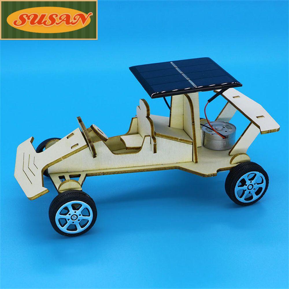 Đồ Chơi Xe Hơi Sử Dụng Năng Lượng Mặt Trời Bằng Gỗ