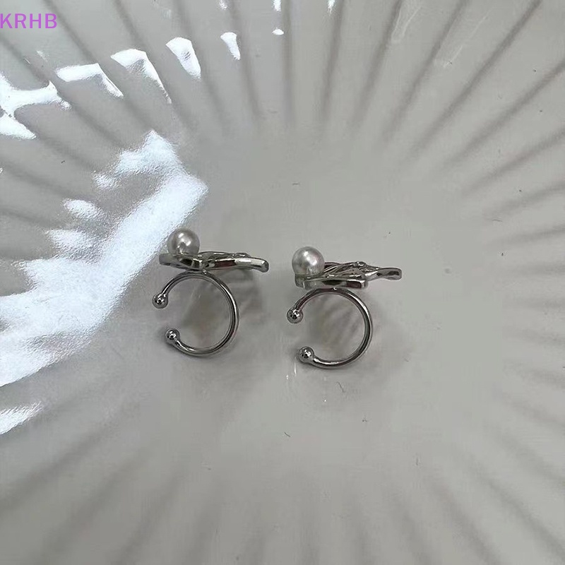 Khuyên Tai Hình Bướm Đính Ngọc Trai Thời Trang Mới