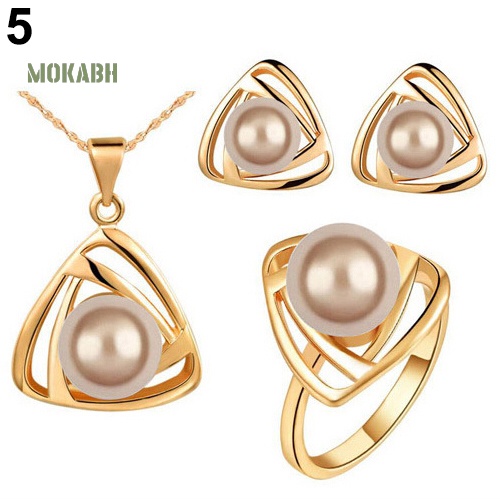 [Mok Abh] Bộ Vòng cổ + Nhẫn + Bông Tai Hình Tam Giác Có Đính Ngọc Trai Giả