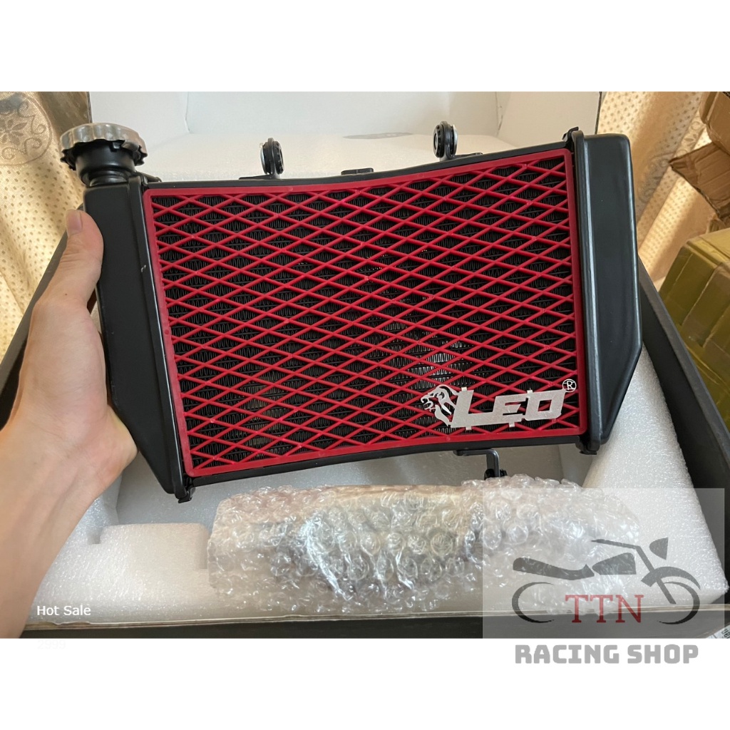 Két nước làm mát lớn 2 quạt LEO Racing Malaysia