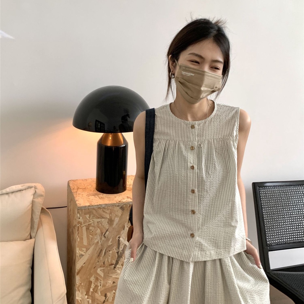 Bộ hai món gồm áo không tay + chân váy kẻ sọc xám trắng phong cách Pháp khí chất thời trang mùa hè cho nữ