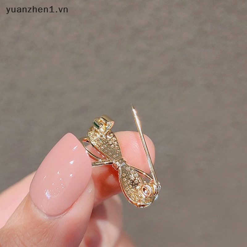 Ghim Cài Áo Hình Ngôi Sao Đính Ngọc Trai Nhân Tạo Thời Trang