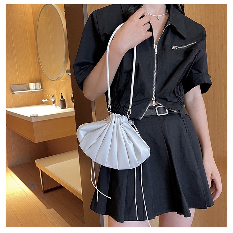 Túi Đeo Vai / Đeo Dưới Cánh Tay Quai Xích Xếp Ly Mới Cho Nữ