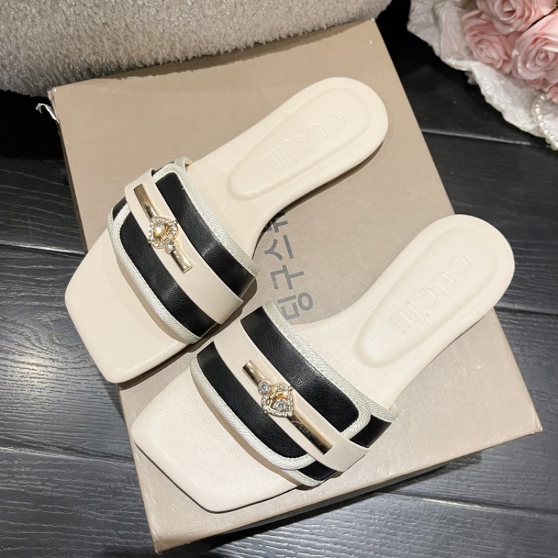 Dép Sandal Đế Bệt Mũi Vuông Phối Khóa Kim Loại Thời Trang Mùa Hè Dành Cho Nữ 02652