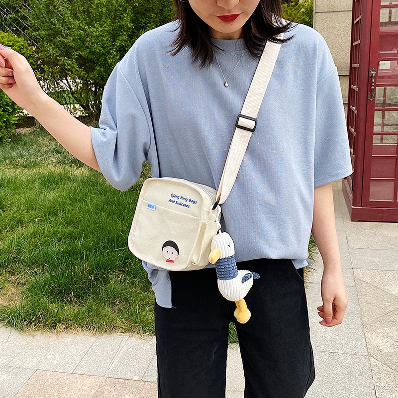 Túi Đeo Chéo Vai Bằng Vải Canvas Hình Gấu Trúc Thời Trang Hàn Quốc Dành Cho Nữ