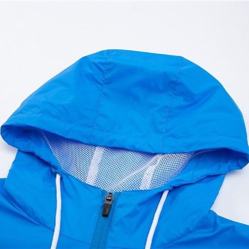 Áo Khoác Thể Thao Adidas 100% Mỏng Có Mũ Họa Tiết Kẻ Sọc Phong Cách Retro Cho Nam