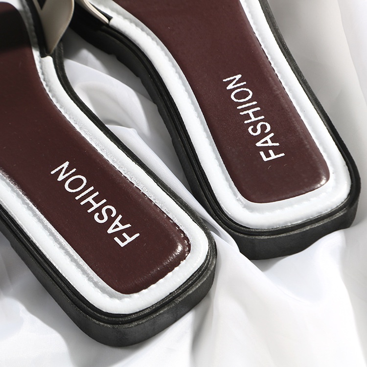 Dép nữ phong cách thời trang mùa hè sinh viên trong nhà ngoài trời mang dép đi biển phẳng dép đi trong nhà dép nhựa tiết lộ