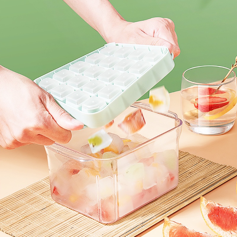 Khuôn Silicone Làm Đá Viên Có Nắp Đậy Tiện Lợi