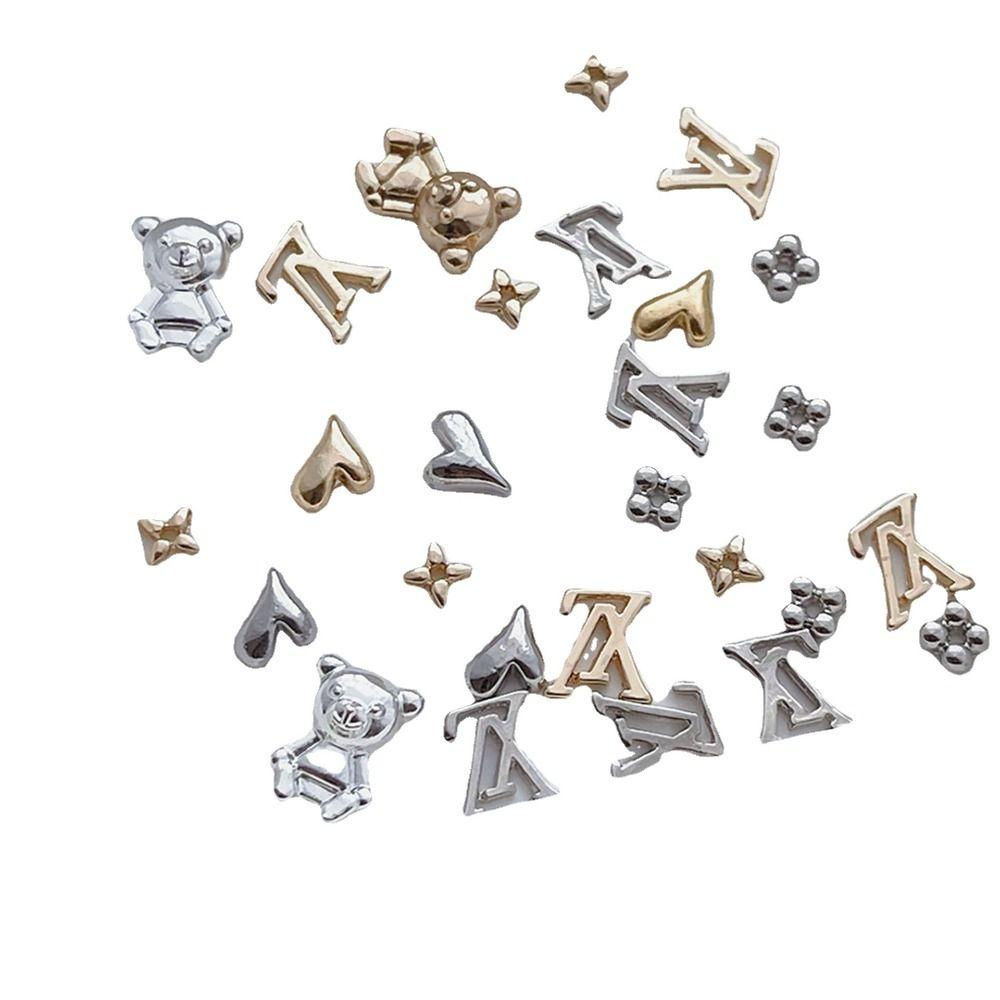 Phụ Kiện Trang Trí Móng Tay Bằng Hợp Kim Họa Tiết Trái Tim 3D Độc Đáo Charms
