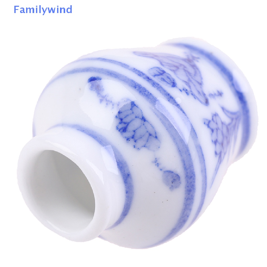 Bình Hoa Sứ Màu Trắng Và Xanh Cỡ 1 / 12 Trang Trí Nhà Búp Bê