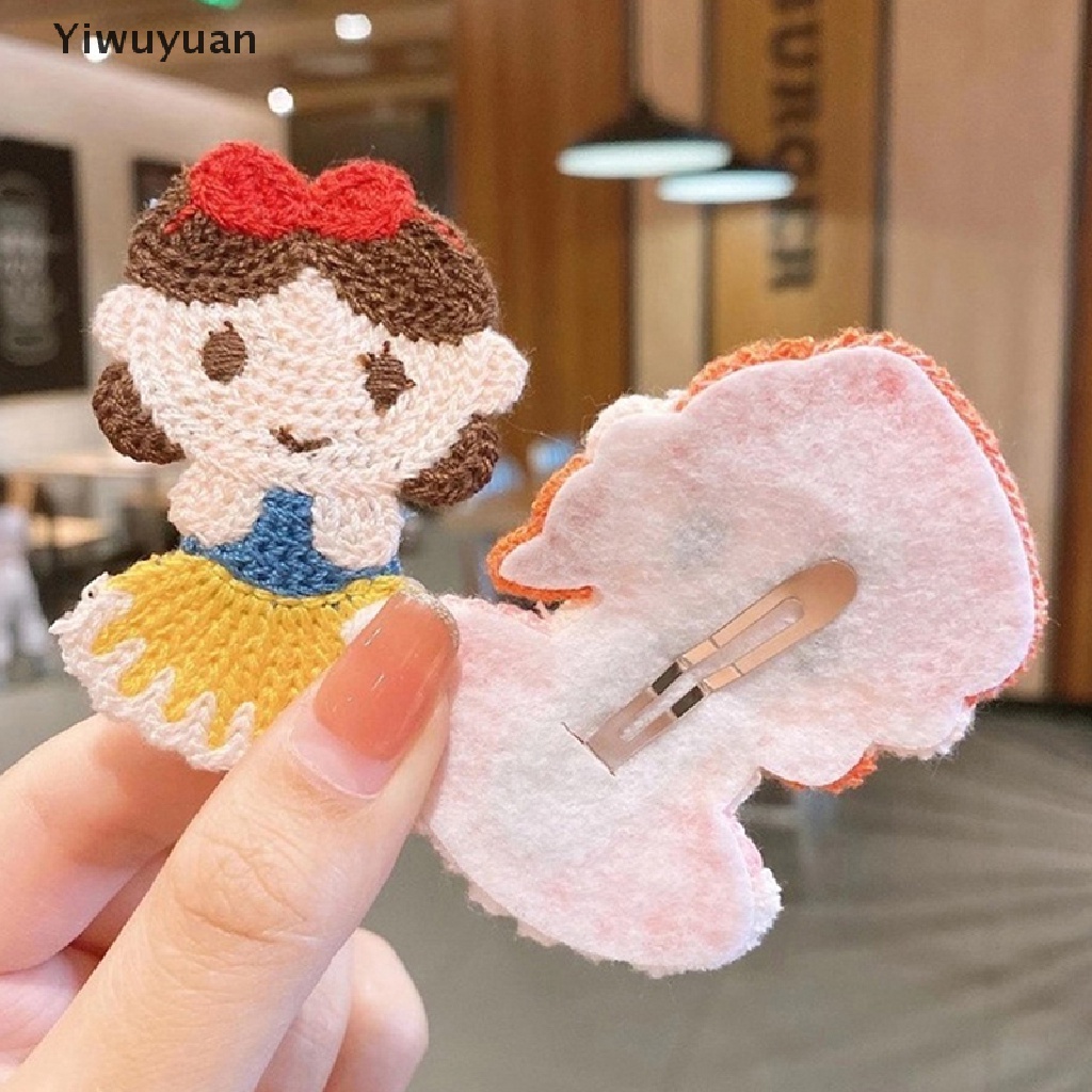 Bộ 2 Kẹp Tóc Bằng Len Nhiều Màu Sắc Thời Trang Hàn Quốc