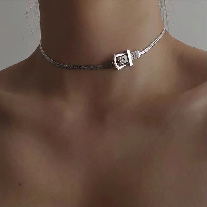 [F &amp; X] Vòng Cổ Dây Xích Có Khóa Trang Trí Phong Cách Hip Hop Âu Mỹ Tinh Tế Cao Cấp Cho Nữ