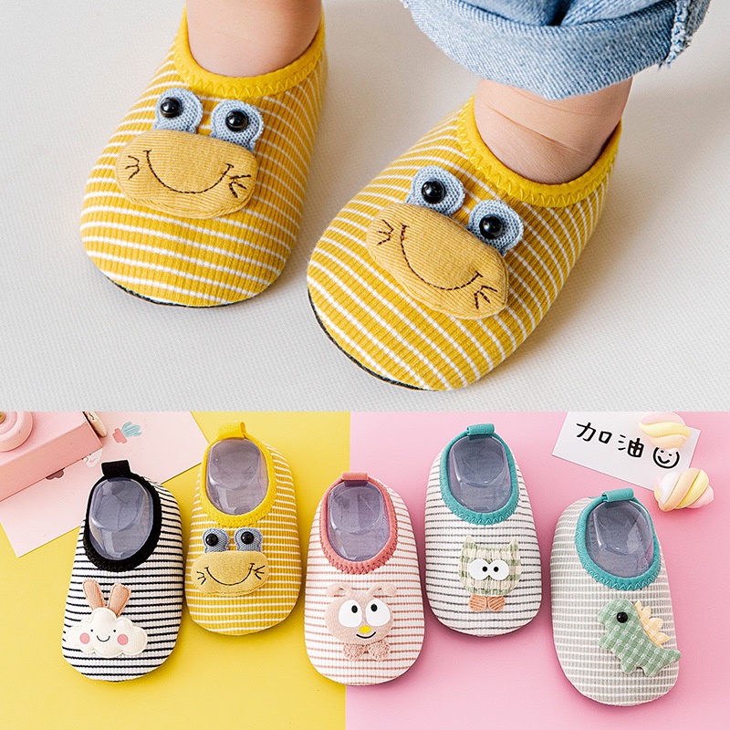 Giày Chống Trượt Thoáng Khí In Họa Tiết Hoạt Hình Khủng Long / Thỏ Dễ Thương Cho Bé Tập Đi 6 Tháng - 2.5 Tuổi