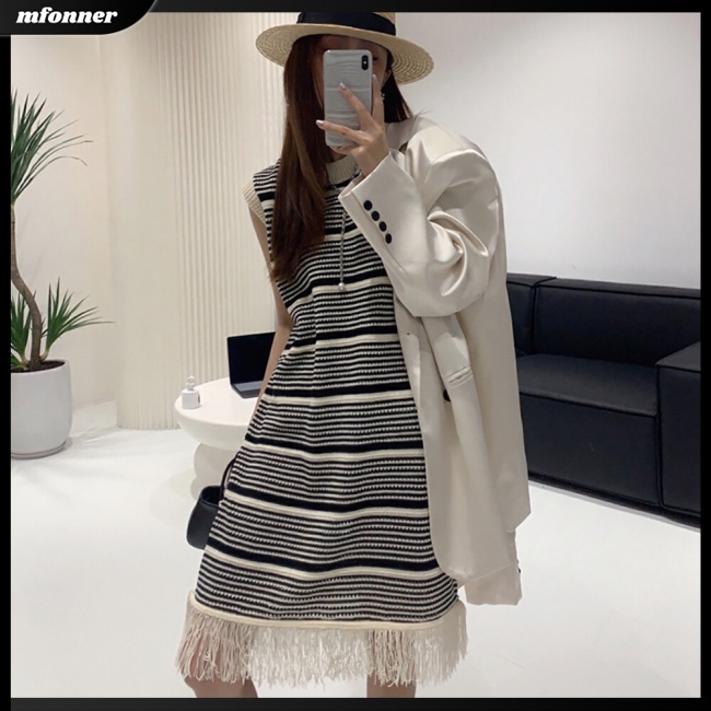 Đầm Dệt Kim Sát Nách Dáng Rộng Cổ Tròn Viền Tua Rua Màu Sắc Tương Phản Thời Trang Mùa Hè Cho Nữ