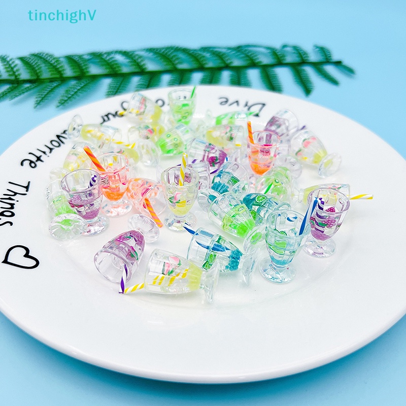 [TinchighV] Bộ 2 Ly Thủy Tinh Mini Dạ Quang Bằng Nhựa Resin Màu Sắc Ngẫu Nhiên Dùng Trang Trí Tiểu Cảnh