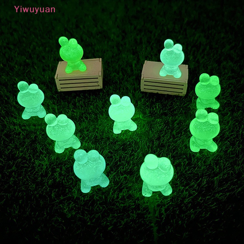 Bộ 2 Thỏ Nhựa Phát Quang Trang Trí Xe Hơi Mới