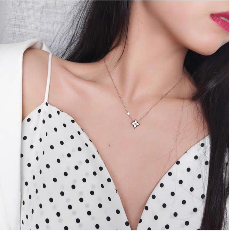 Dây Chuyền Mặt Tròn Bằng Thép Titan Không Gỉ Phong Cách Mỹ Cho Nữ