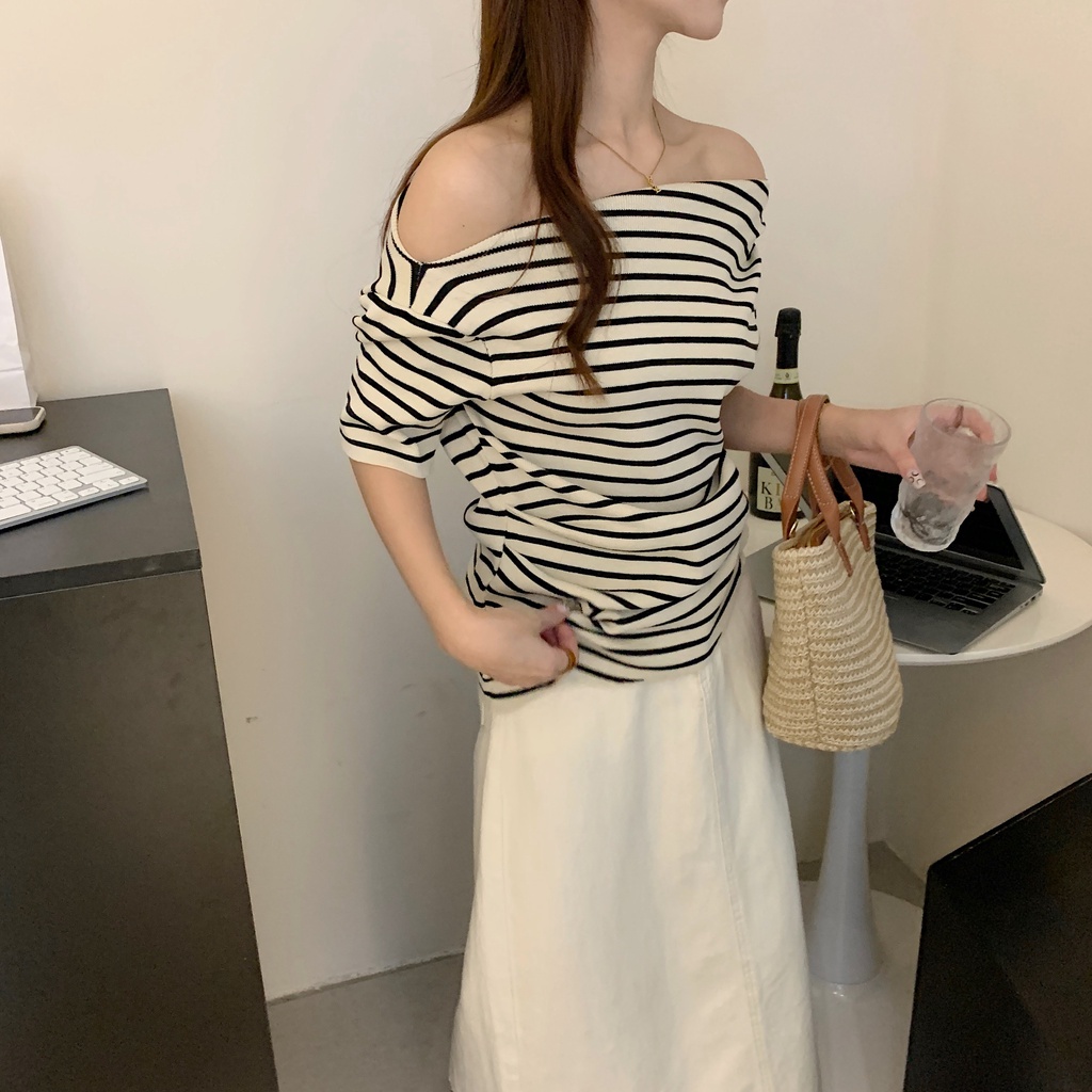 Áo Thun Tay Ngắn Kẻ Sọc Một Đường Kẻ Ôm Dáng Vừa Vặn Mùa Hè Hàn Quốc Cho Nữ