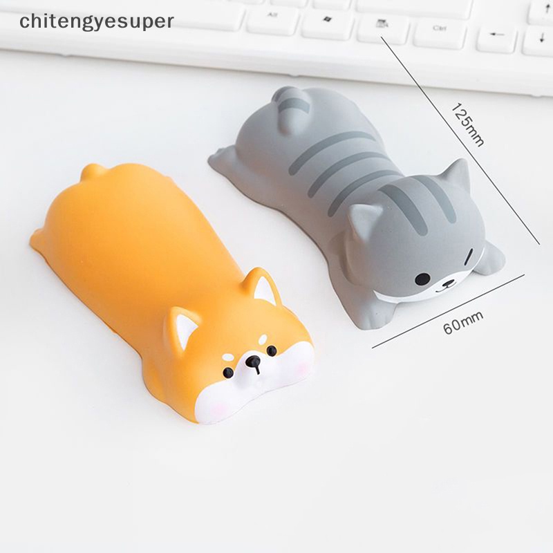 1 Miếng Lót Chuột Có Đệm Kê Cổ Tay Chống Đau Dễ Thương