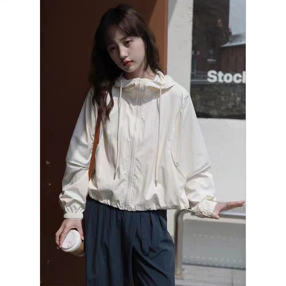 Áo Khoác Mỏng Có Mũ Trùm Đầu Thoáng Khí Phong Cách Mới Mùa Hè Cho Nữ