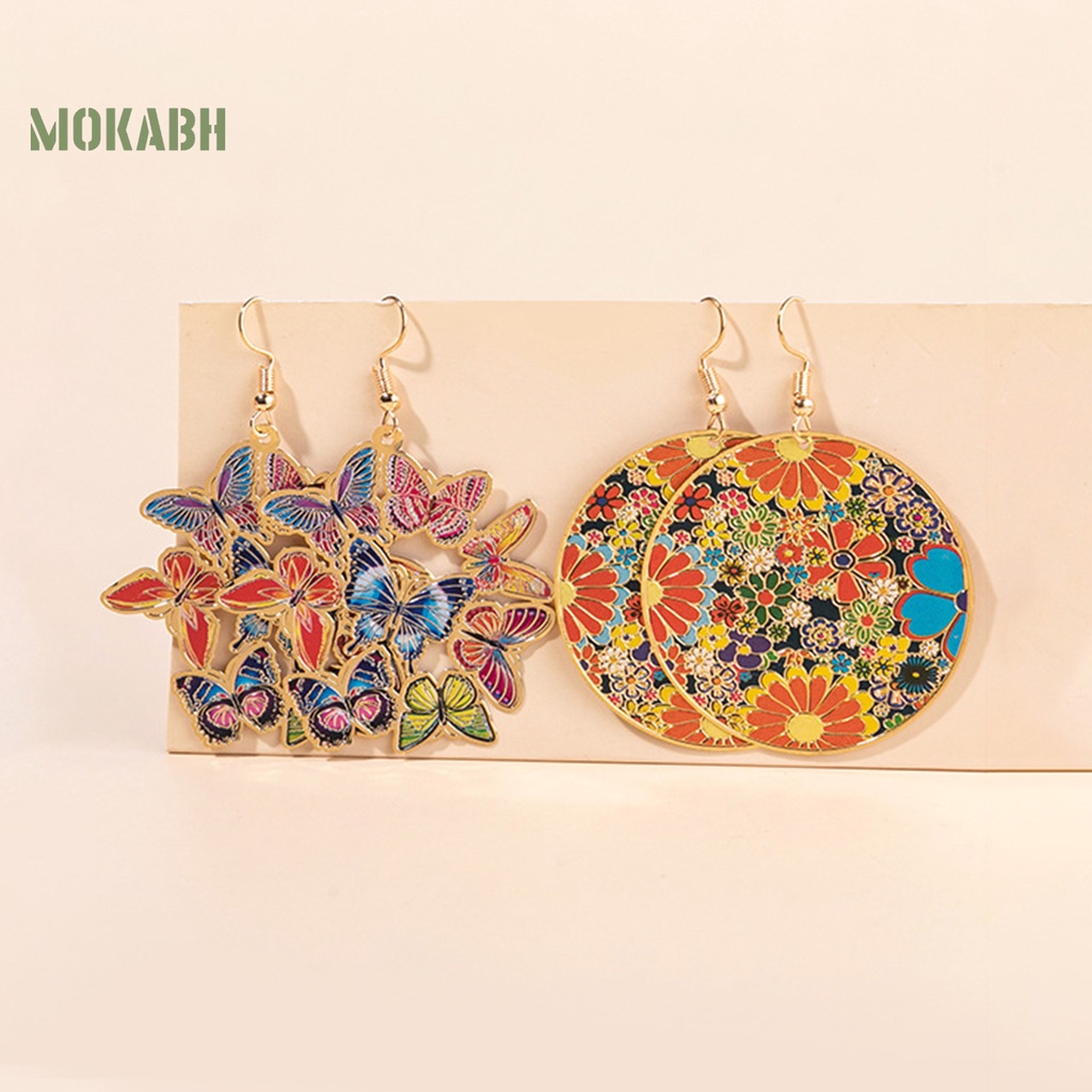 1 Đôi Bông Tai Treo Hình Hoa / Bướm Màu Sắc Ngọt Ngào Chất Lượng Cao Dễ Lên Màu Thời Trang Cho Nữ