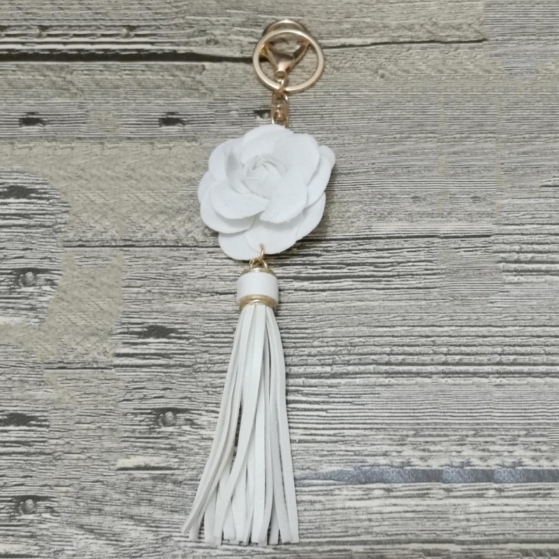 Móc Khóa Gắn Ba Lô / Túi Xách Trang Trí Hình Hoa Trà Ngọt Ngào Dễ Thương Cho Bạn Gái