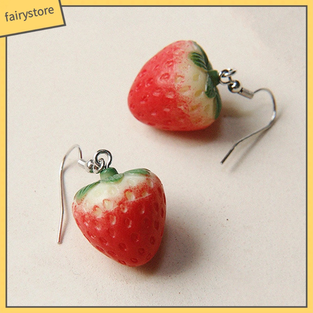 1 Đôi Bông Tai Hình Trái Dâu Tây Màu Đỏ Sống Động