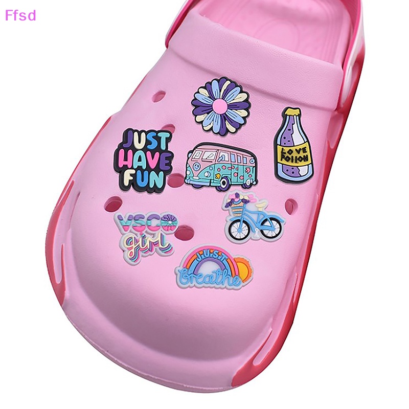 {Ffsd} Set 10 Phụ Kiện Khóa Giày Anime Bằng PVC Đáng Yêu Trang Trí Cho Trẻ Em Jibz Charm Quà Tặng Bán Chạy