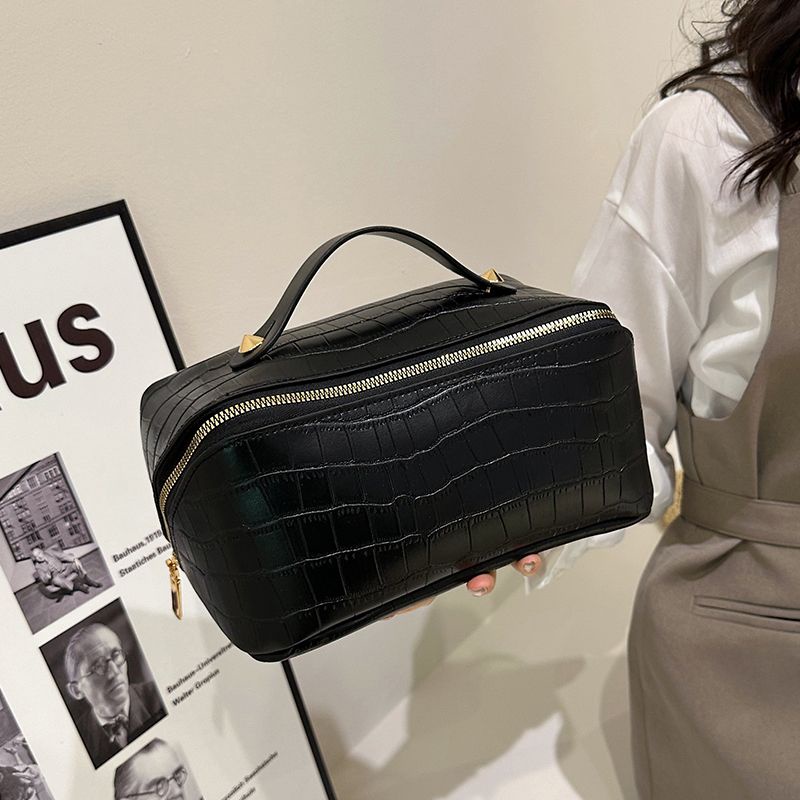 Túi Đựng Mỹ Phẩm Sức Chứa Lớn Họa Tiết Vân Đá Thời Trang 2023