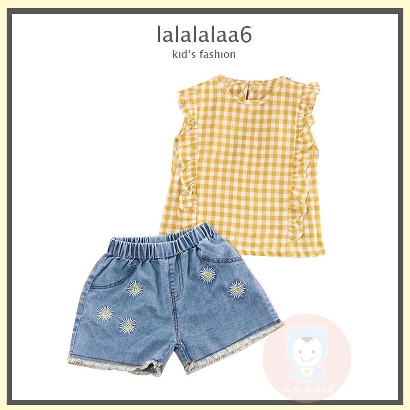 Set Áo Sát Nách Kẻ Sọc Caro + Quần Short Denim In Hoa Cúc Xinh Xắn Cho Bé Gái Laa