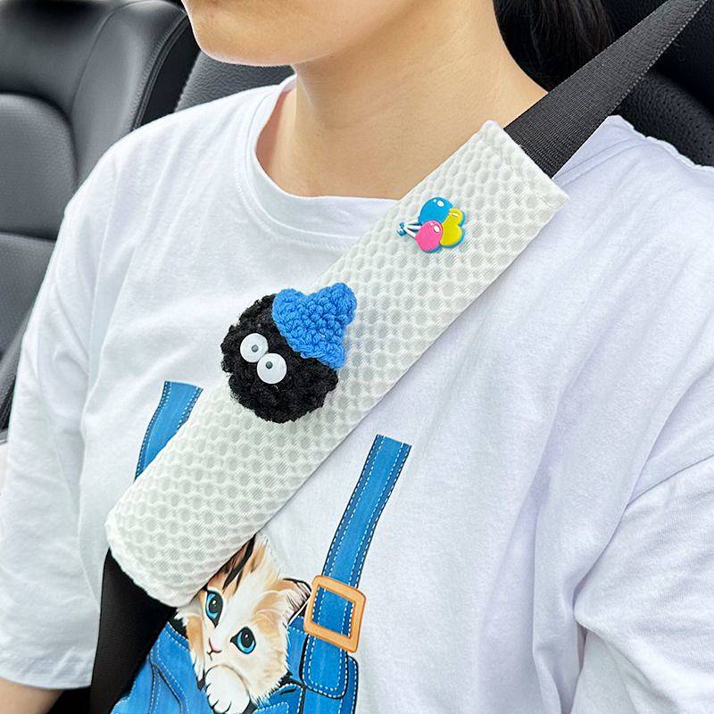 Car Safety Belt Shoulder Pad Cover Cute Small Coal Ball Net Red Creative Safety Belt Anti-Strangulation Car Interior Supplies Decoration Collection U8Dd