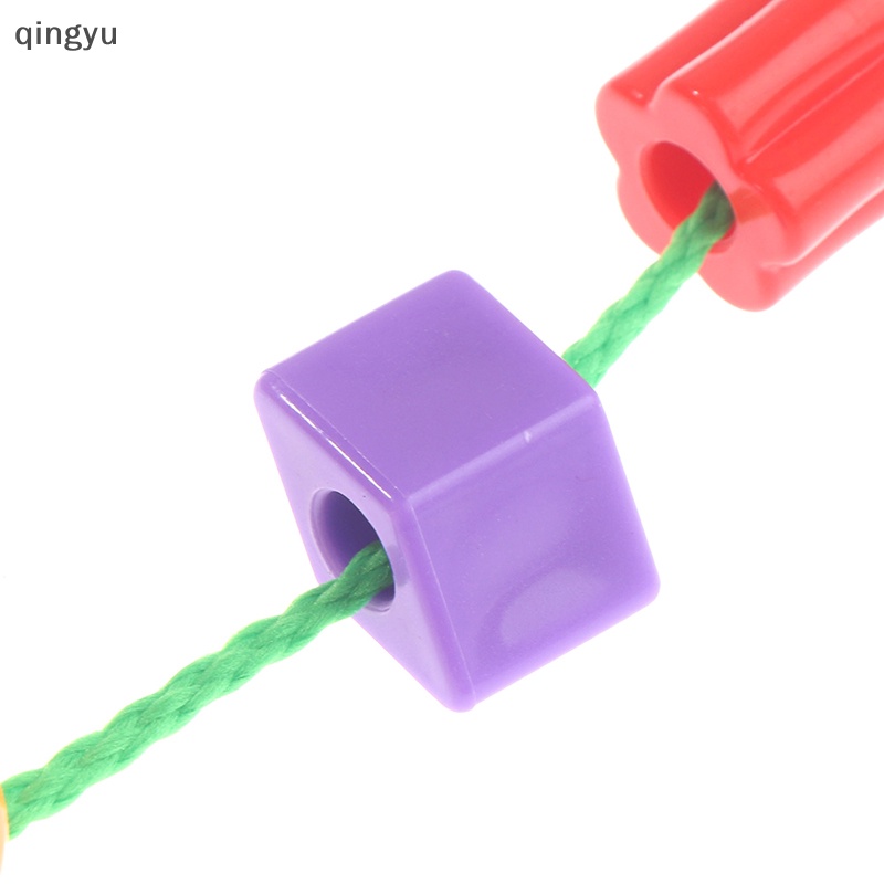 Bộ 50 Hạt Nhựa Hình Học Xỏ Dây Vui Nhộn Cho Bé