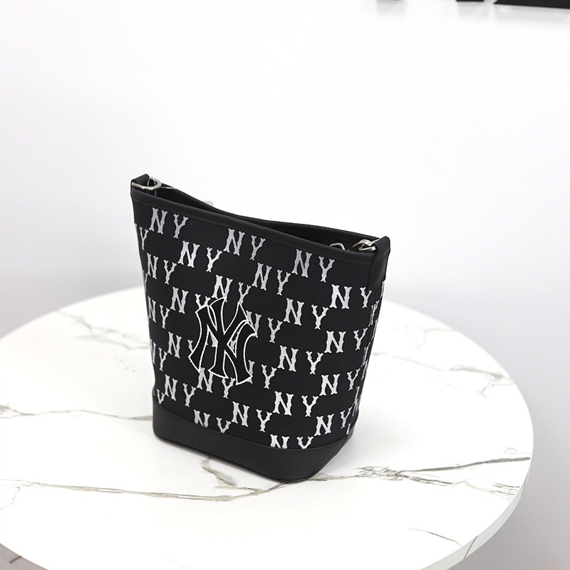 Túi Đeo Vai Vải Canvas Thêu Nhãn Lớn Yankees Presbyopic Thời Trang Đường Phố Mới