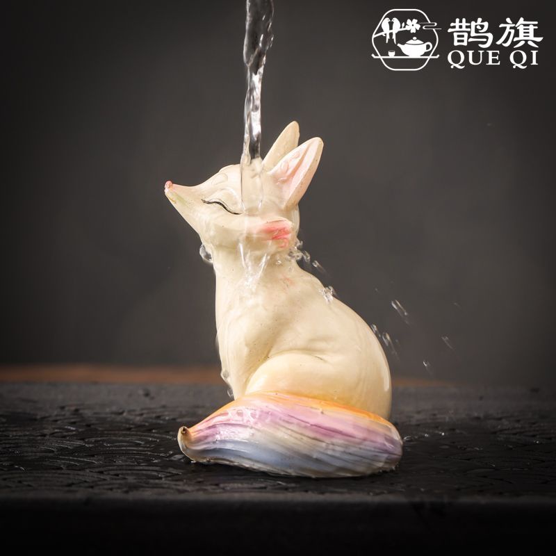 Trà đổi màu Đồ trang trí thú cưng Love Little Fox Transfer Tea Pets Can Raise Tea Toys Office Home T