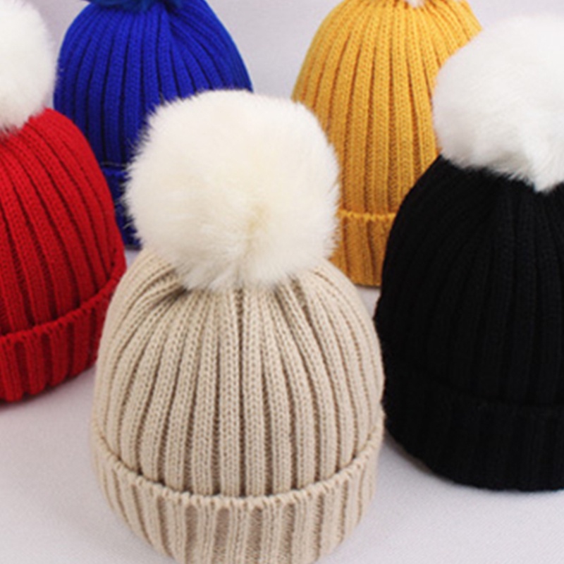Mũ beanie Trùm Đầu Màu Trơn Đính Quả Bông Dễ Thương Cho Bé
