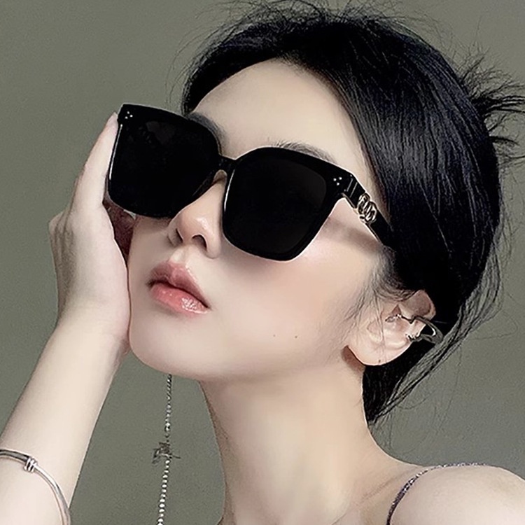 Kính Mát Thời Trang Chống Tia UV400 Dành Cho Nam Và Nữ