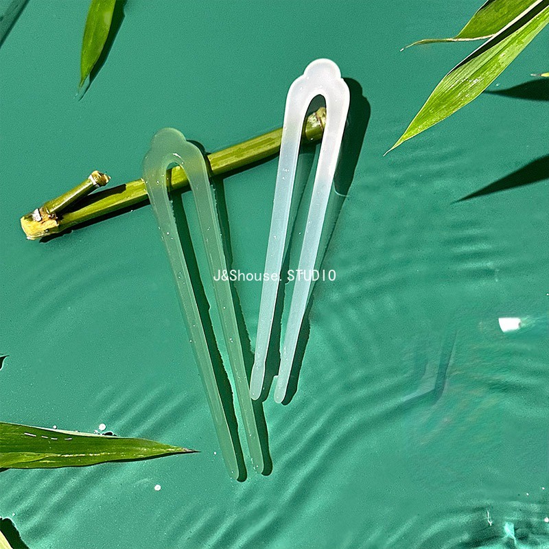 Trâm Cài Tóc Bằng Acrylic Hình Chữ U Màu Xanh Lá Phong Cách Trung Hoa Cổ Điển KF657