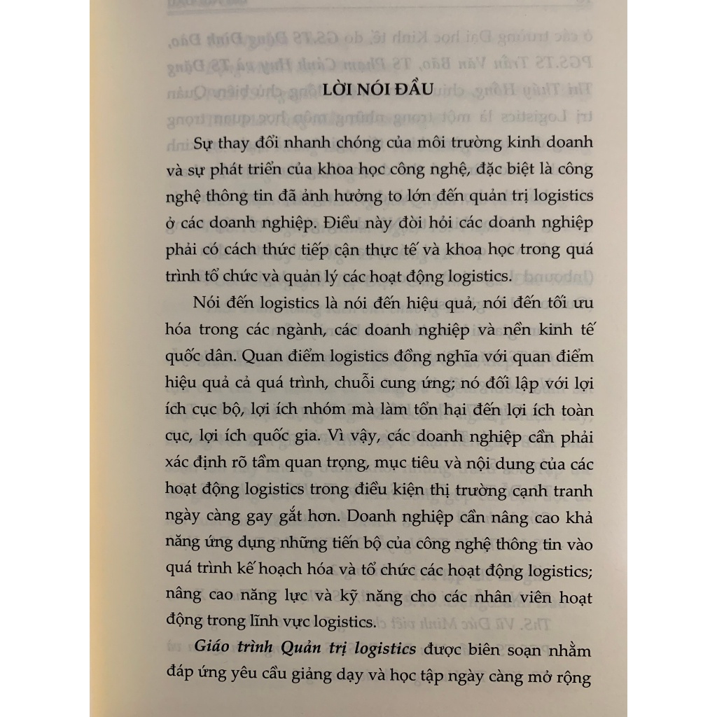 Sách - Giáo Trình Quản Trị Logistics - - Nhà Sách Pháp Luật New