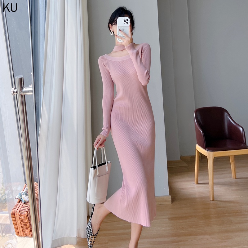 Real shot retro phong cách hồng kông dây cổ dệt kim dài tay váy phụ nữ mùa thu đông áo len dài váy hồng dày áo len cổ tích váy một-vai dài phong cách bên trong trận đấu