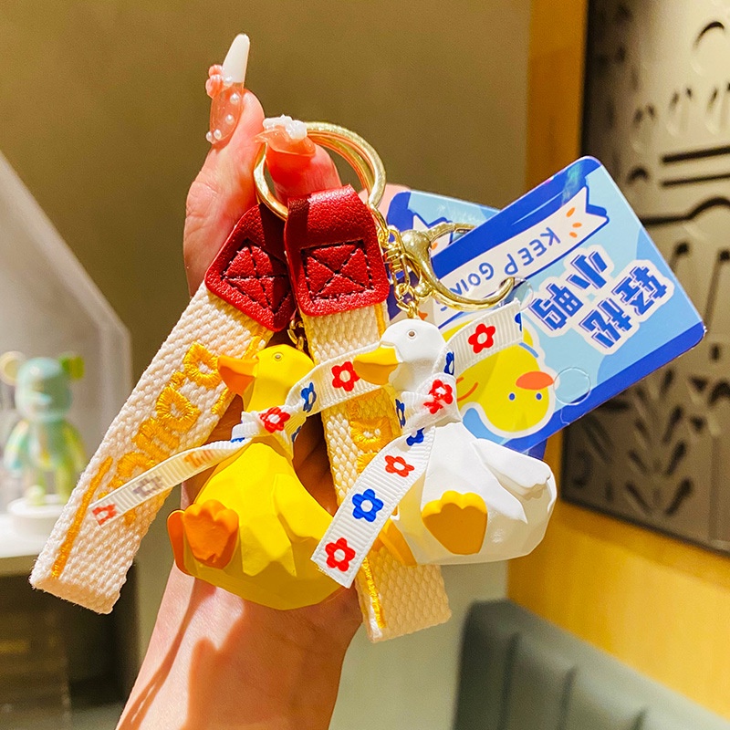 Móc Chìa Khóa Resin Cắt Mì Sáng Tạo Hình Vịt Hoạt Hình Đơn Giản Độc Đáo Trang Trí Ba Lô Học Sinh / Quà Tặng Cho Bạn Gái