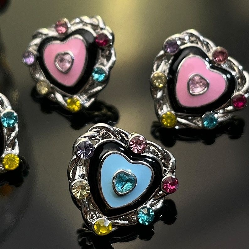 Bông Tai Hình Trái Tim Đính Đá Nhiều Màu Sắc Phong Cách Cổ Điển Thời Trang Cho Nữ
