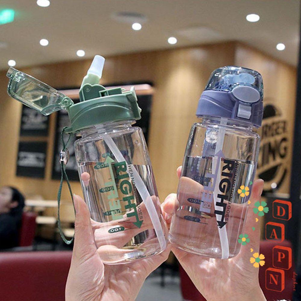 Bình Nước Thể Thao DAPHS Bằng Nhựa Dung Tích 550ML Có Ống Hút Tiện Dụng